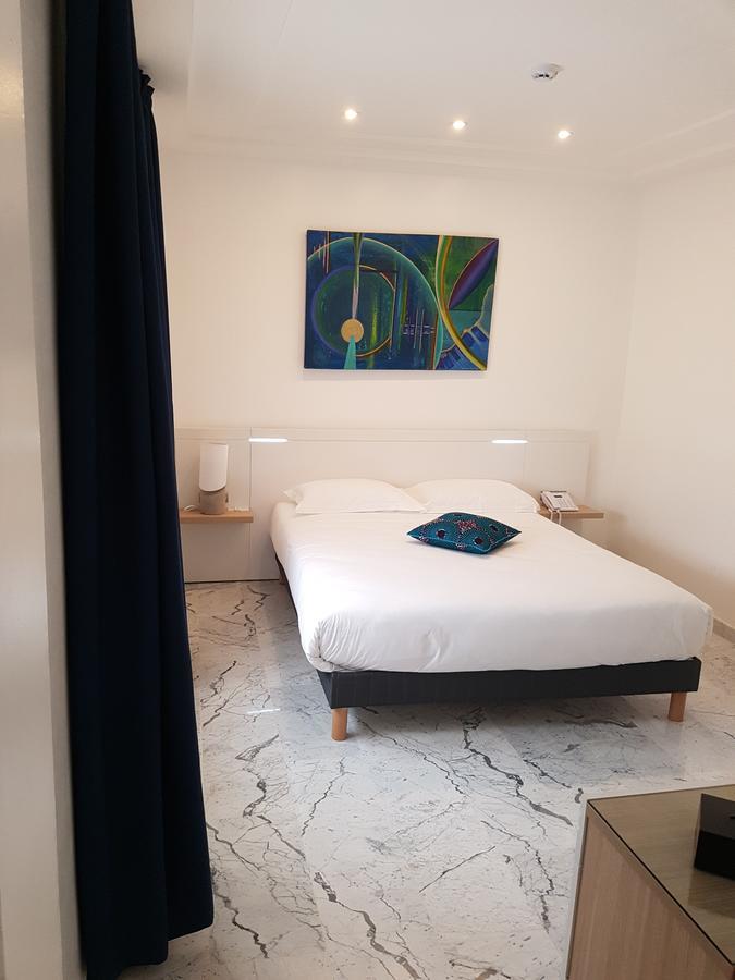 Hôtel Ahoefa King Salomon Garden Lomé Extérieur photo