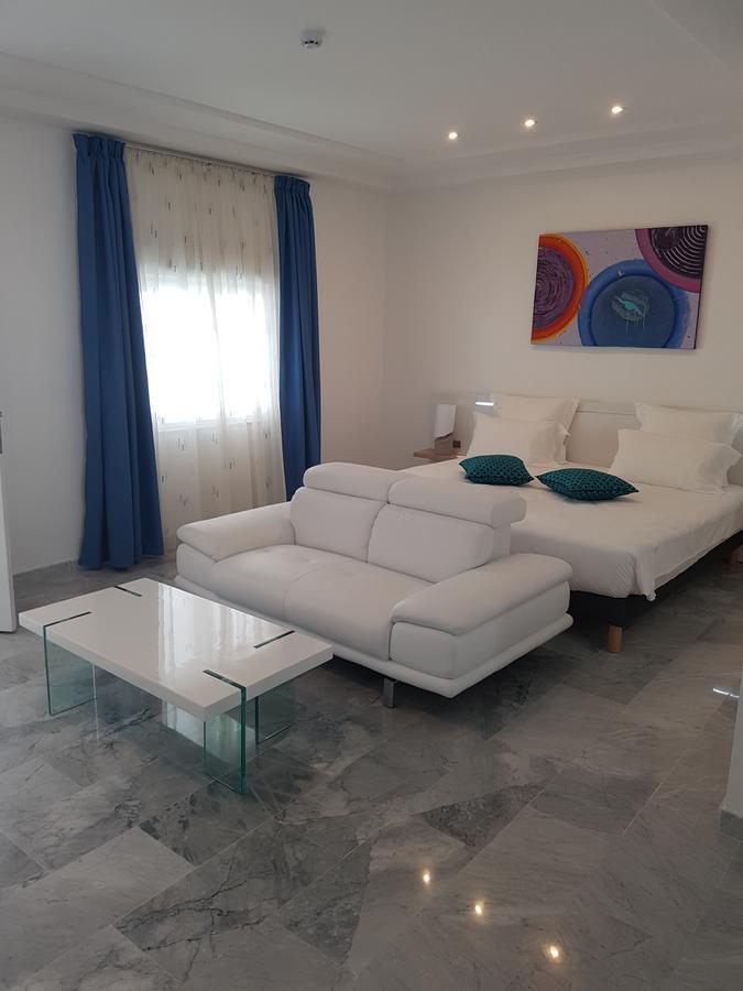 Hôtel Ahoefa King Salomon Garden Lomé Extérieur photo