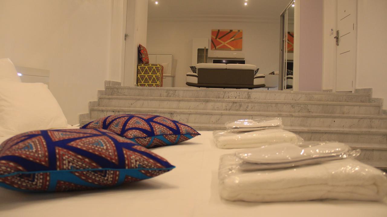 Hôtel Ahoefa King Salomon Garden Lomé Extérieur photo